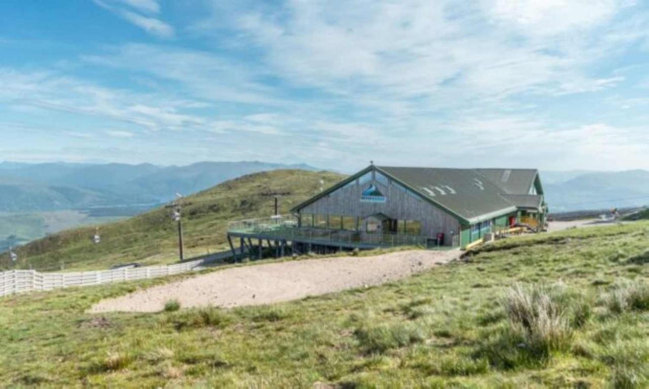 The Base Camp Hotel, Nevis Range Fort William Exteriér fotografie