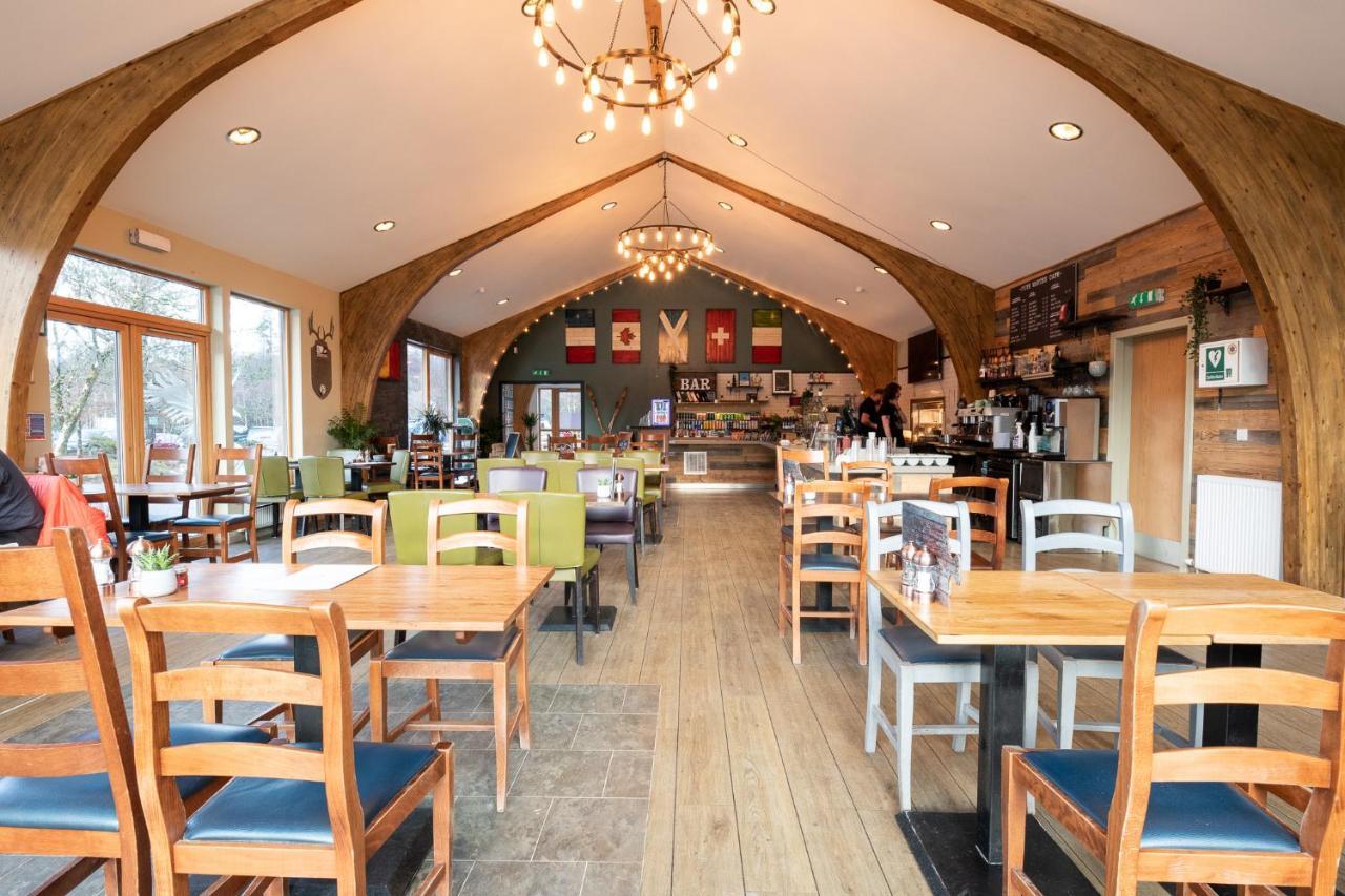 The Base Camp Hotel, Nevis Range Fort William Exteriér fotografie
