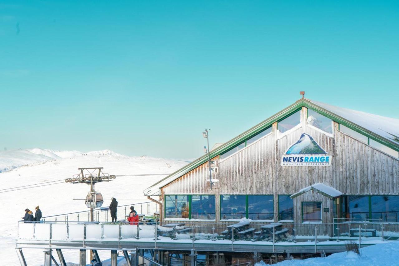 The Base Camp Hotel, Nevis Range Fort William Exteriér fotografie